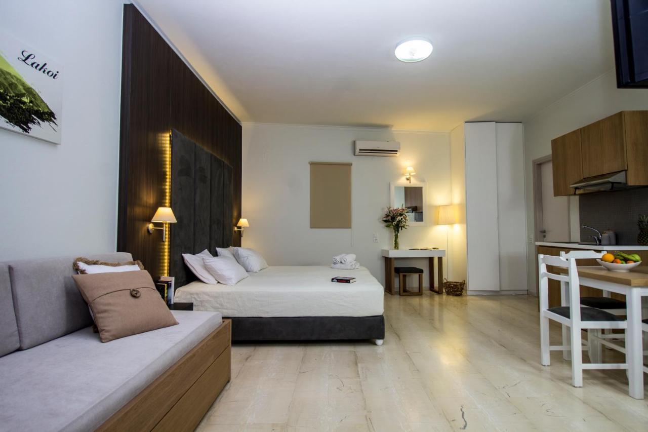Elia Stalos Apartments Экстерьер фото